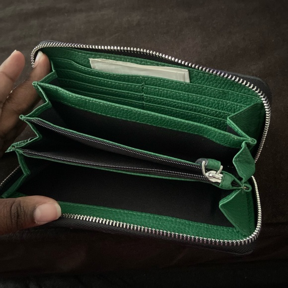 Armani exchange wristlet wallet - Picture 3 of 3